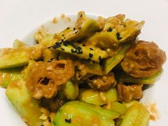 -闫府私房菜(经四路万达店)