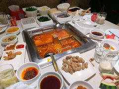 -海底捞火锅鲜切牛肉主题店(长寿路店)