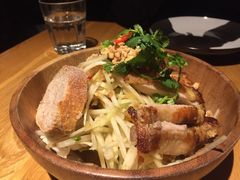 青木瓜香茅鸡肉沙拉加布拉塔芝士-The Diner X餐厅(青岛万象城店)