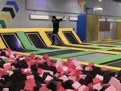 -Bounce Factory反弹工厂蹦床公园(群力店)