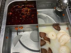 -海底捞火锅(杭州萧山宝龙广场店)