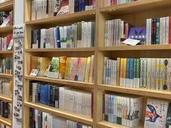 -猫的天空之城概念书店(杭州南宋御街店)