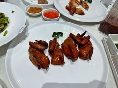 -万龙洲海鲜(大兴绿地缤纷城店)