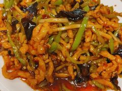 -金牌餐厅·天津菜·八珍豆腐·老爆三(瓷房子店)