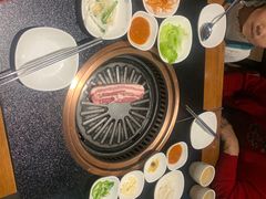 -军硕烤肉·部队火锅(二七万达店)