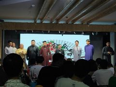 -嘻哈包袱铺(交道口店)