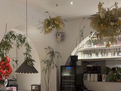 -春树下·树屋花房西餐厅(罍街AS1980店)