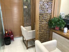 -华夏典当行(龙德广场店)