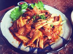 -炼火烤肉店