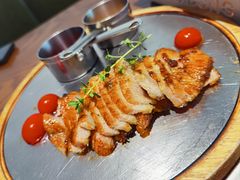 猪颈肉-小大董·烤鸭(王府井apm店)