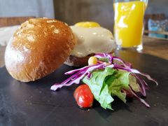 -HIGH FIVE哈福手工汉堡(桂林路店)