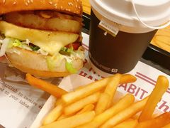 -The Habit Burger Grill 哈比特汉堡(爱琴海店)