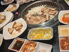 -木槿花韩式炭烤·熟成肉工坊(孙文东路店)