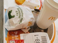 -麦当劳(宝龙店)