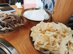 -黔三一夺夺粉酸汤火锅(百信店)