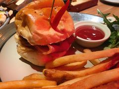 牛肉芝士培根汉堡-Devils’ Brewery小恶魔精酿啤酒(武汉天地店)