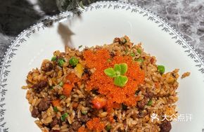 Sea Urchin Crab Roe Black Truffle Fried Rice
