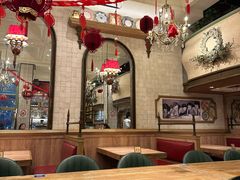 -玛格萝妮比萨屋(四平店)