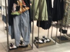 -ZARA(凯德乐峰广场店)