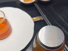 -忆江南·临江鱼馆