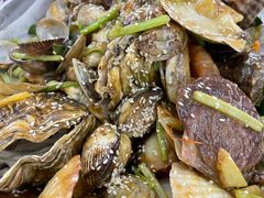 手抓海鲜-鑫渔港海鲜本地菜·山海关浑锅(东戴河店)