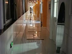 -西安小天鹅艺术团(曲江Alice店)