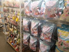 -名创优品(中原万达2F店)