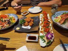 -樱町三味日本料理(城乡世纪广场店)