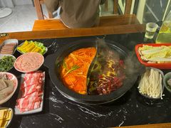 -重庆川渝肥妹火锅