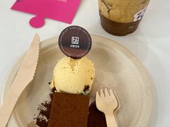 -HUGS coffee(东区店)