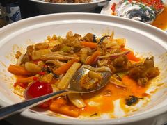-凤凰湘语·平价海鲜餐厅(浦东旗舰店)