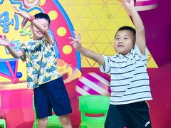 -蓝话筒·少儿成人演讲口才·主持朗诵·戏剧表演(大华第一坊店)