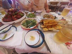 -海盗船. 龙虾烧烤. 酒馆