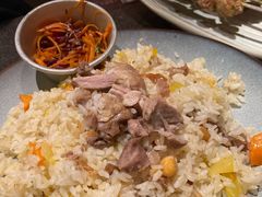 金桃手抓饭-丝路金桃·新疆菜(徐汇店)