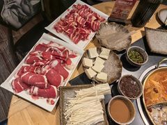 -顶顶汤火牛排火锅·经典铜锅涮肉