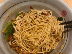 -呼啦面馆·头牌豌杂面(珠江国际B区店)