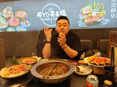 -牛YO寿喜烧·铁板烧和牛火锅自助(市府恒隆店)