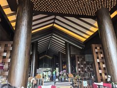 -时光吧·大堂吧·丽江和府洲际度假酒店