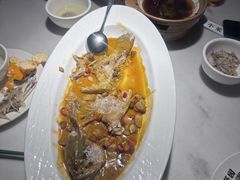 徽州臭鳜鱼-小菜园新徽菜(镇江丹阳吾悦店)