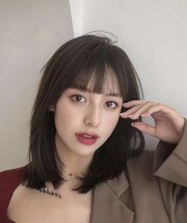 -变画·发型STUDIO