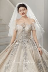 -艾米丽婚纱礼服