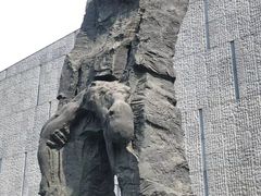 -侵华日军南京大屠杀遇难同胞纪念馆-停车场