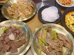 -猪啊牛呀羊啊铜盘烤肉(正大广场店)