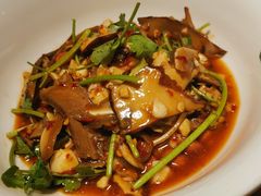 -费大厨辣椒炒肉(万家丽一店)
