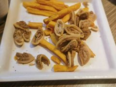 -龙少爷碳火干锅(环球中心店)