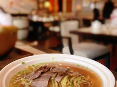主厨牛肉面-人间采蜜(海信广场店)