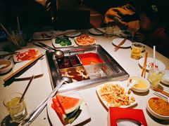 -海底捞火锅鲜切牛肉主题店(长寿路店)