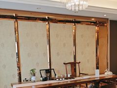 -沪华海鲜大酒楼(南汇店)