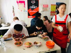 -咱家王新国把子肉(县东巷店)