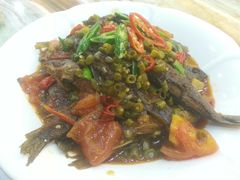 酸炒禾花鱼-椿记烧鹅(北门店)